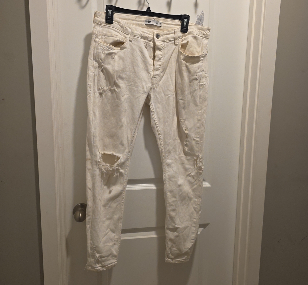 Zara Cream Distressed Skinny Jeans